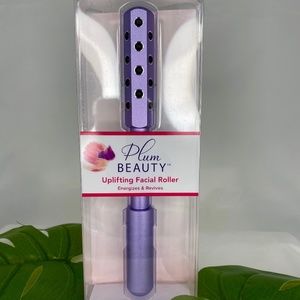 Clio Plum Beauty Uplifting Facial Roller